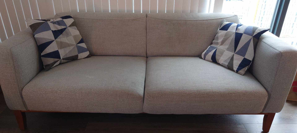 December 20-21 pick up 💥 Structube | MUAI 3 seaters sofa 💥 - photo 3