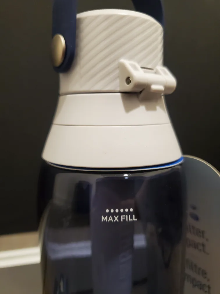 Brita Premium Filtering Water Bottle 26oz image indicator(6)
