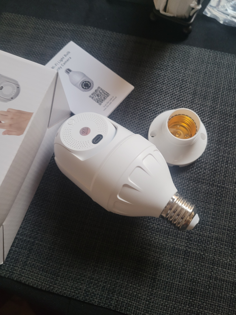 1080p Wi-Fi Light Bulb Security Camera - photo 5