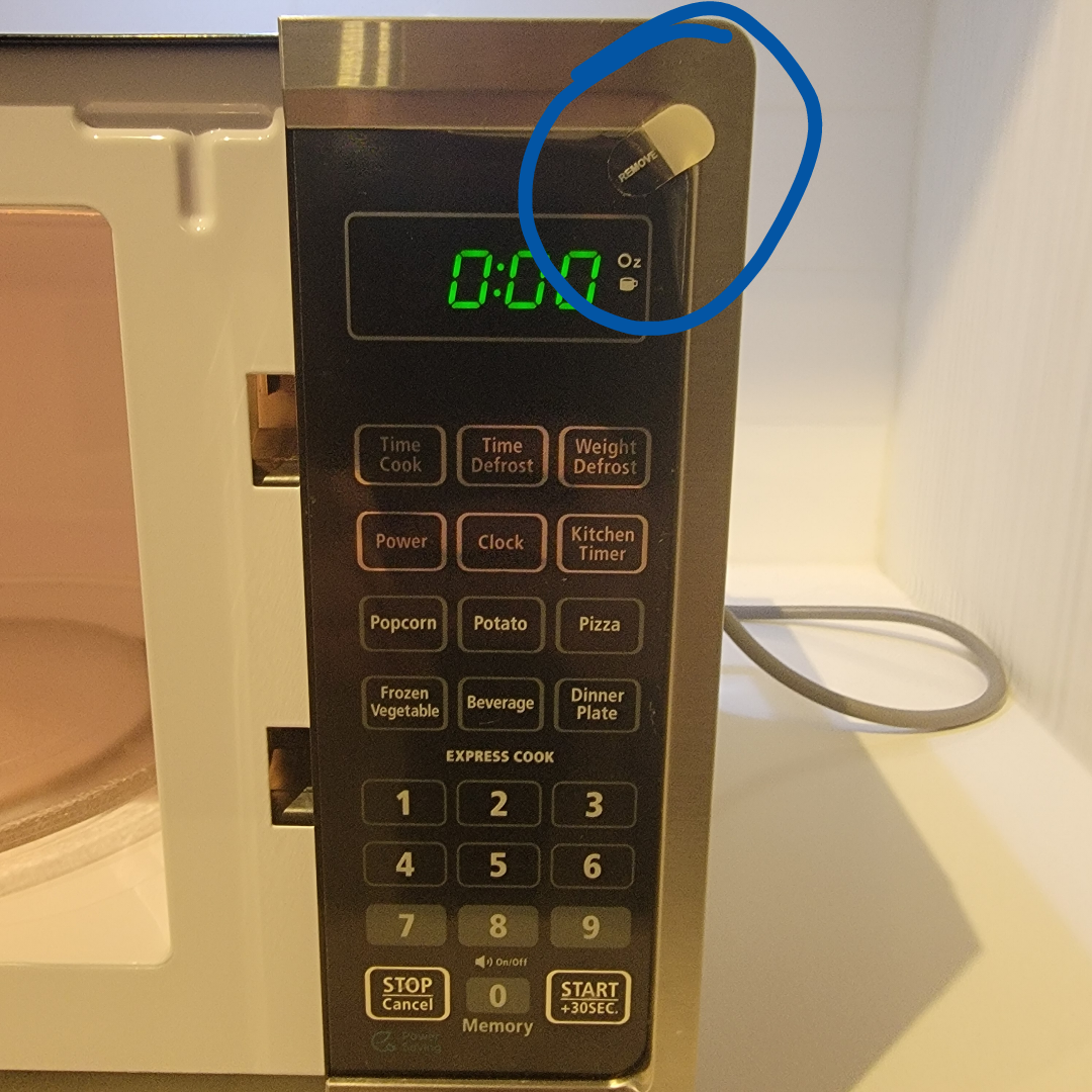 Insignia Microwave (plastic still on!) - photo 2