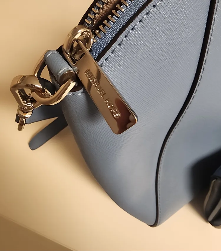 AUTHENTIC Michael Kors bag & wallet image indicator(3)