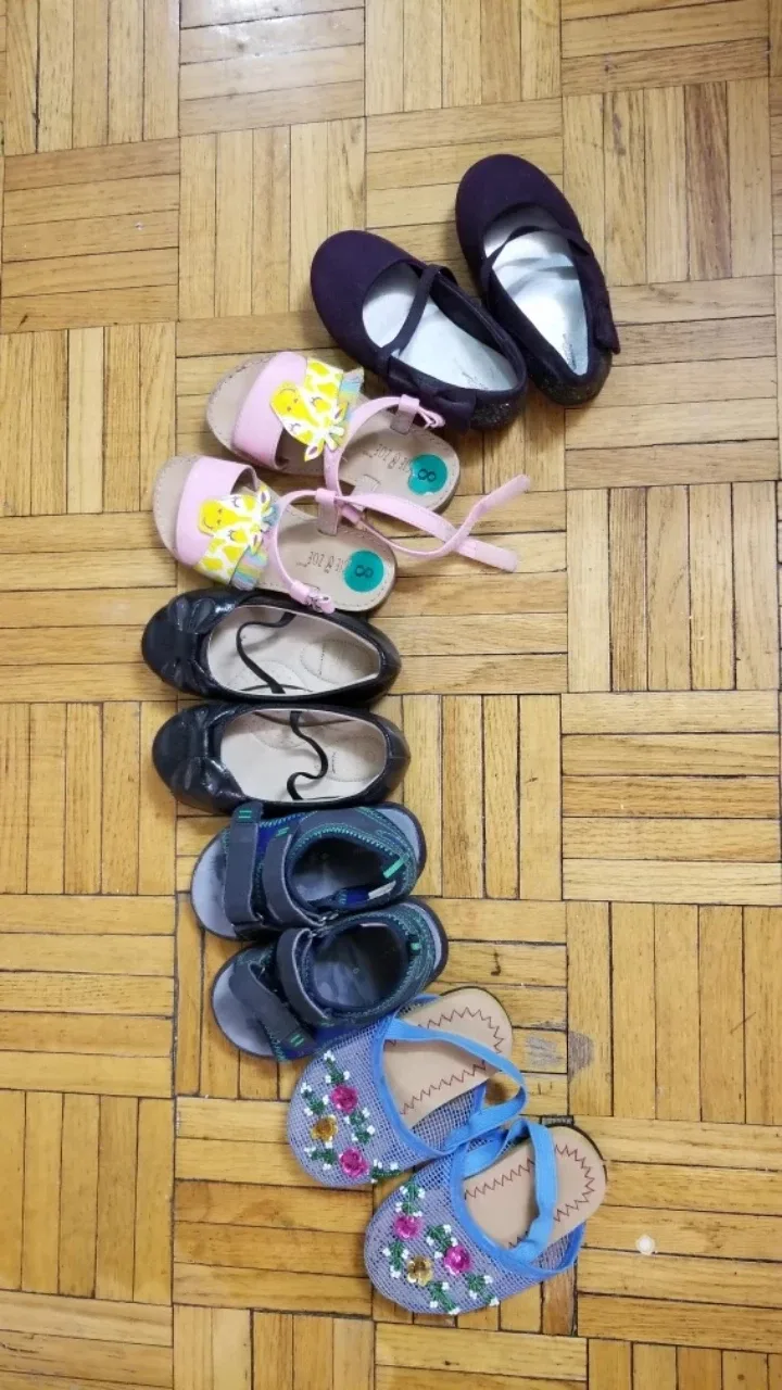 Girls' Shoes Bundle - 5 Pairs# Thrifty picks image indicator(2)