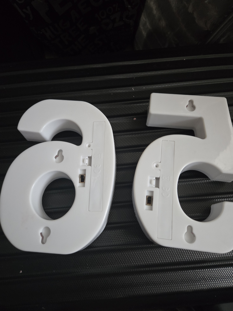 Party Decoration Light Up Numbers 5 & 6 - photo 3