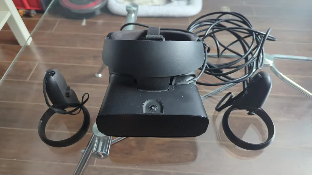 Oculus Rift S VR Headset thumbnail
