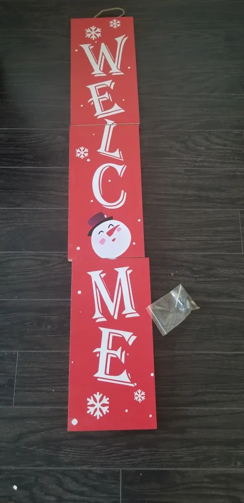 Wooden Welcome Sign with Snowman image indicator(2)