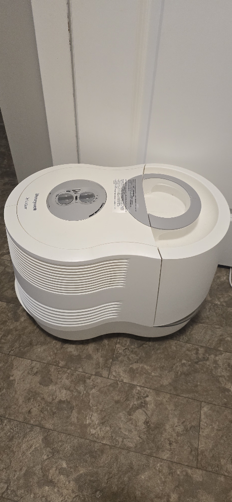 Honeywell QuietCare Cool Mist Humidifier - photo 2