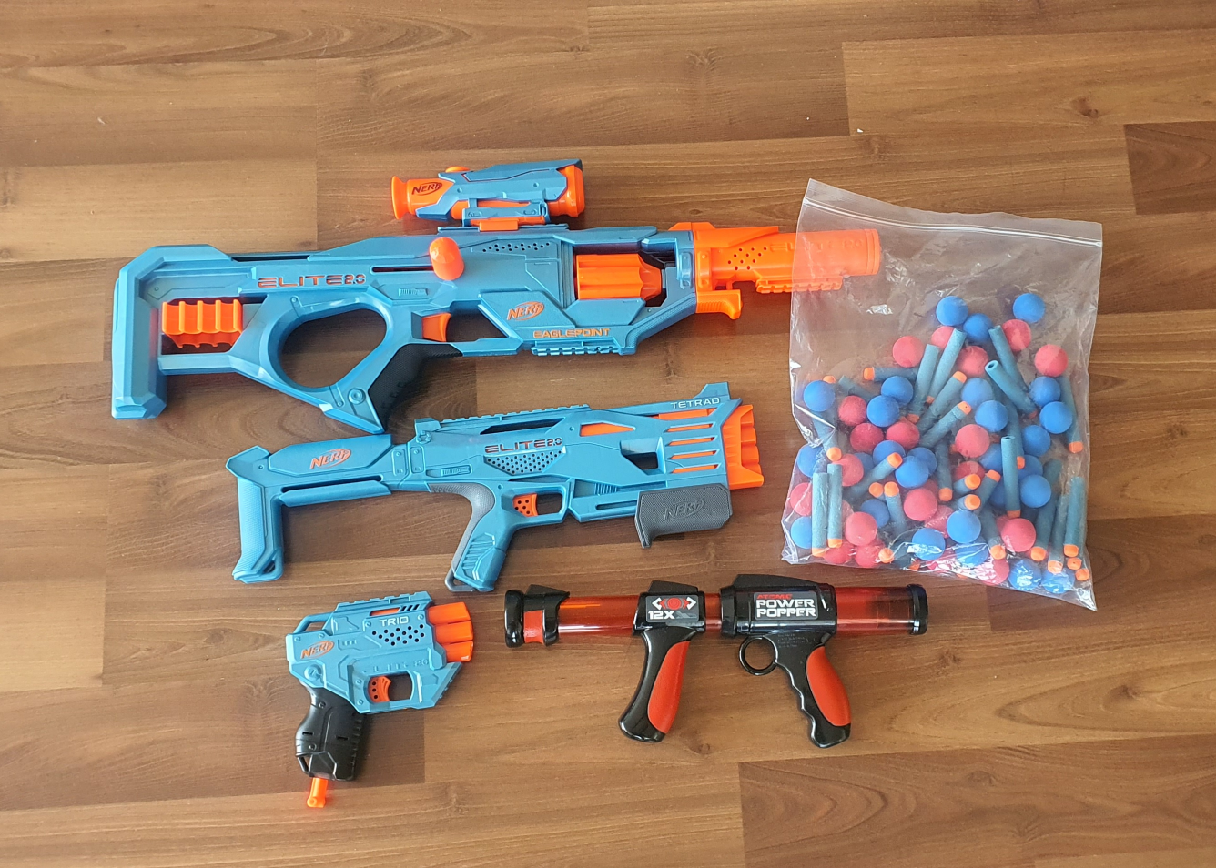 Kids Toys(Football Table, Guns, Rubiks etc) - photo 2