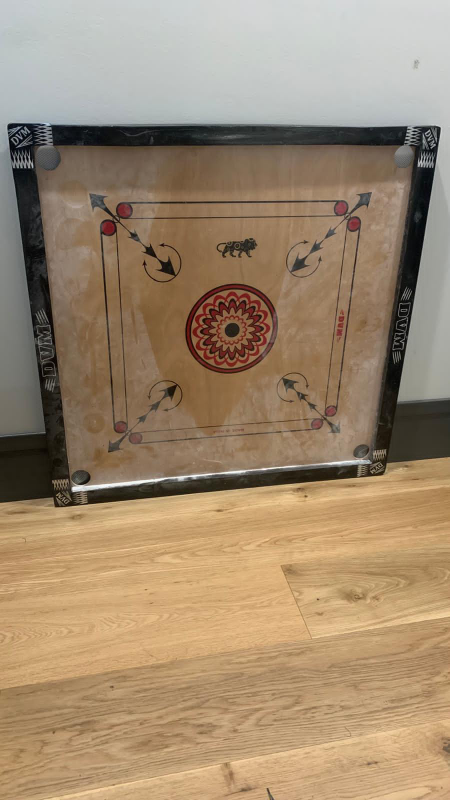 Carrom Board Game - photo 2