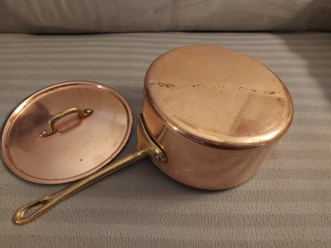 Vintage Copper Sauce Pan with Lid image indicator(4)