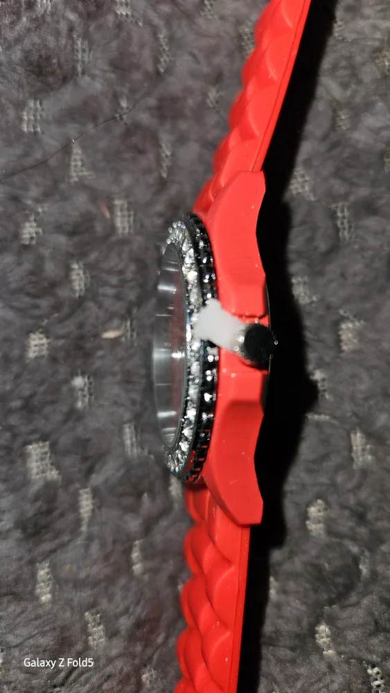 Red Watch with Rhinestones image indicator(2)