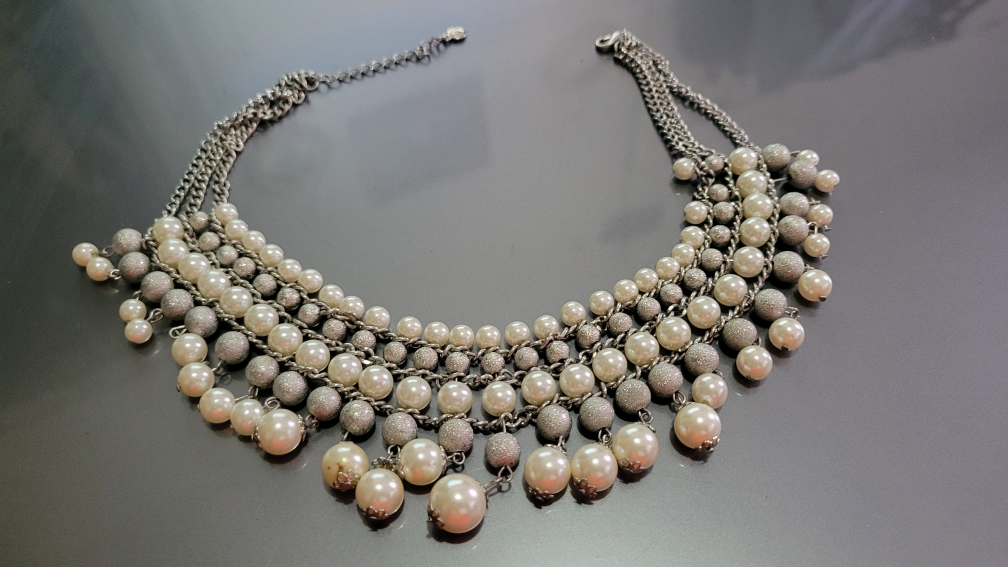 Silver and Pearl Statement Necklace - photo 3