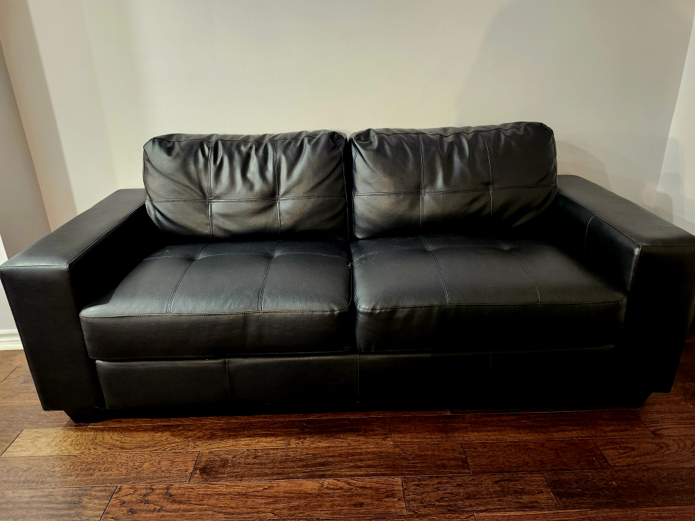2 Black Leather Sofas. Very Good condition.Both for $250 - photo 2