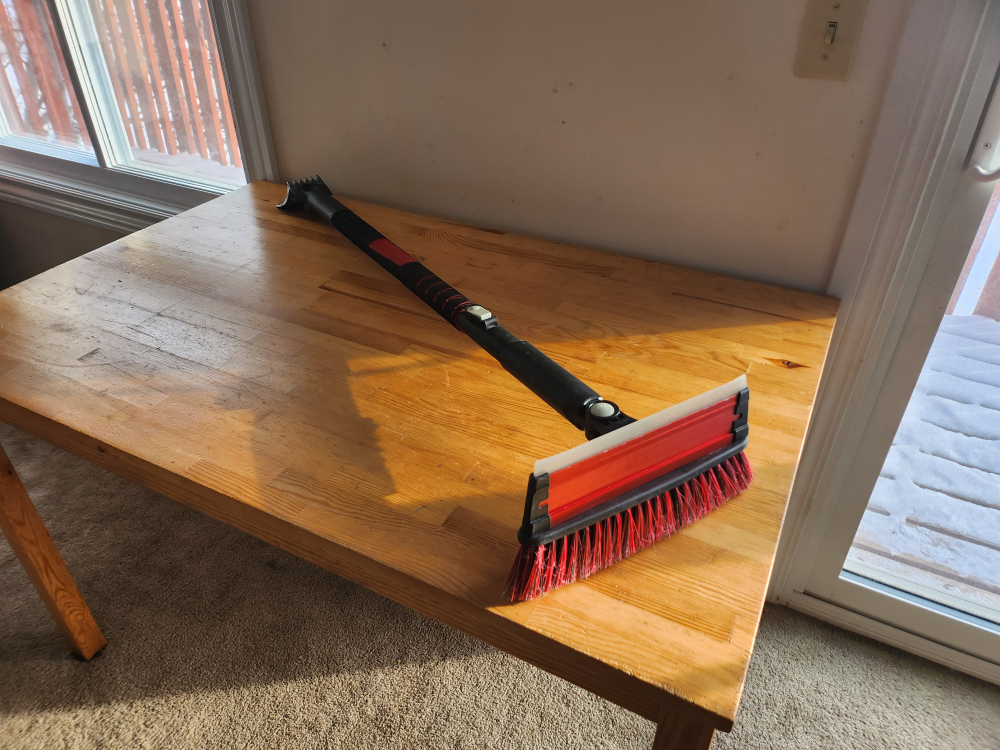 Car Snow Brush and Ice Scraper with Extendable Handle