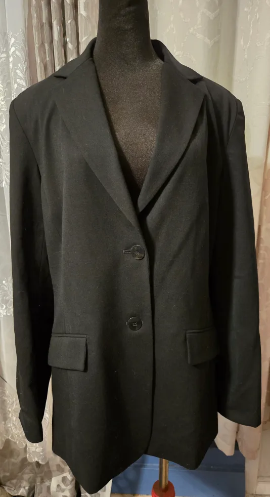 Talbots Women's Black Suit Size 10 image indicator(4)