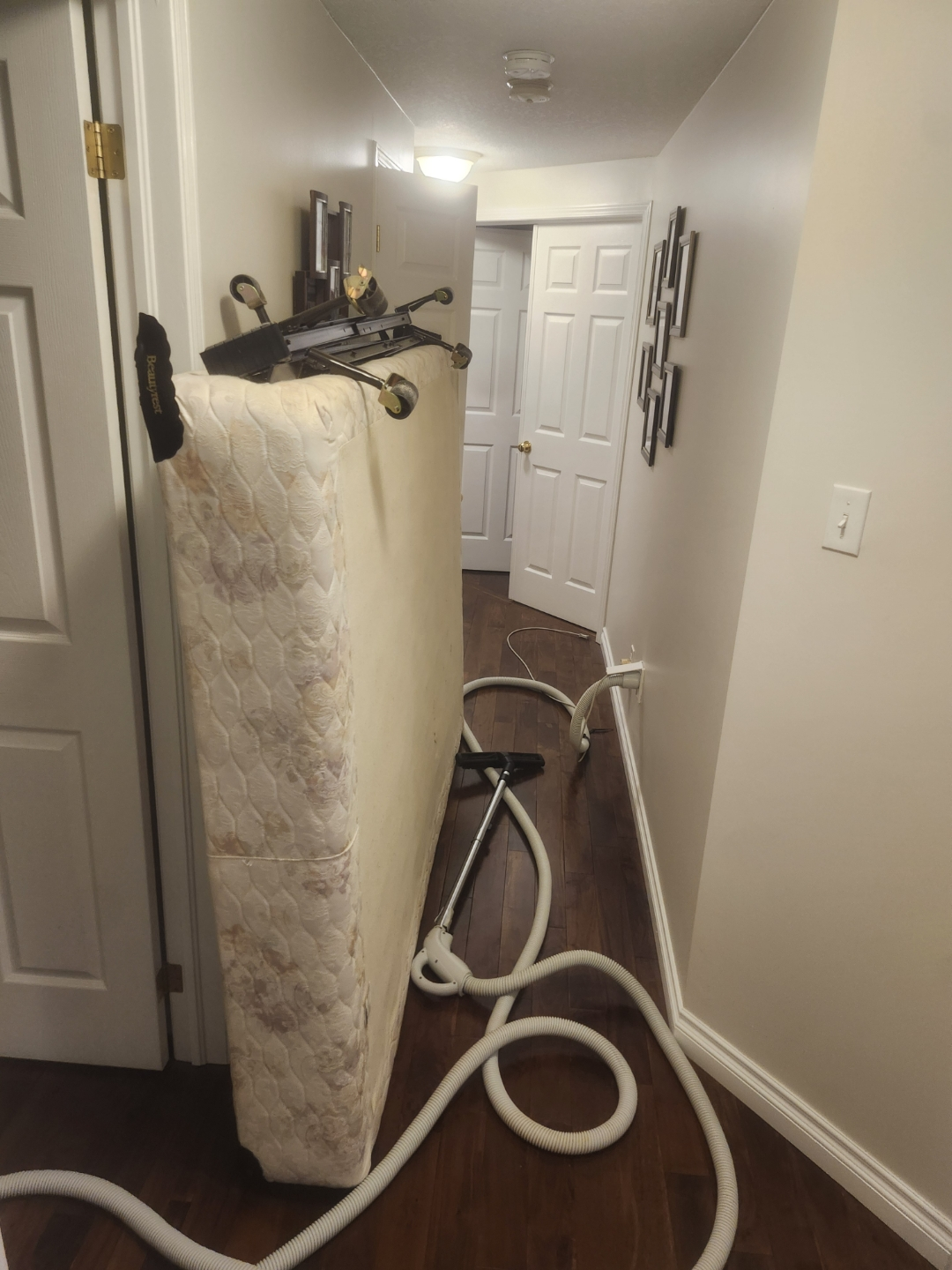 Queen Size Bed Frame and boxspring