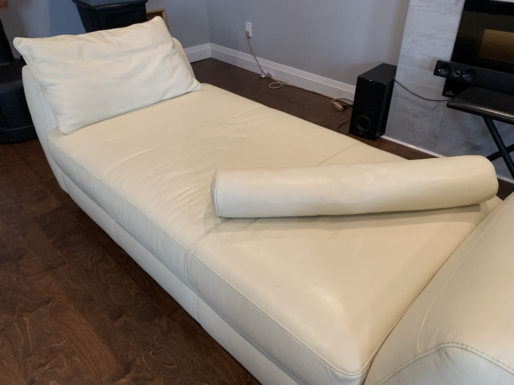 White Leather Chaise Lounge - photo 2