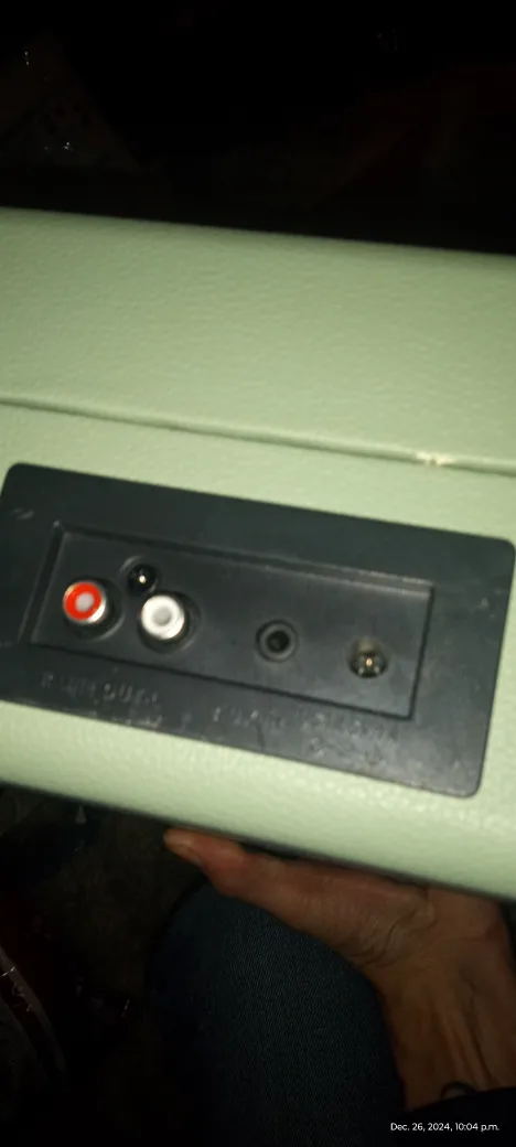 Crosley Cruiser Portable Turntable image indicator(6)