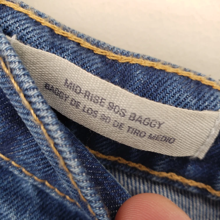 Universal Thread 90s Baggy Jeans Size 4 Short - photo 5