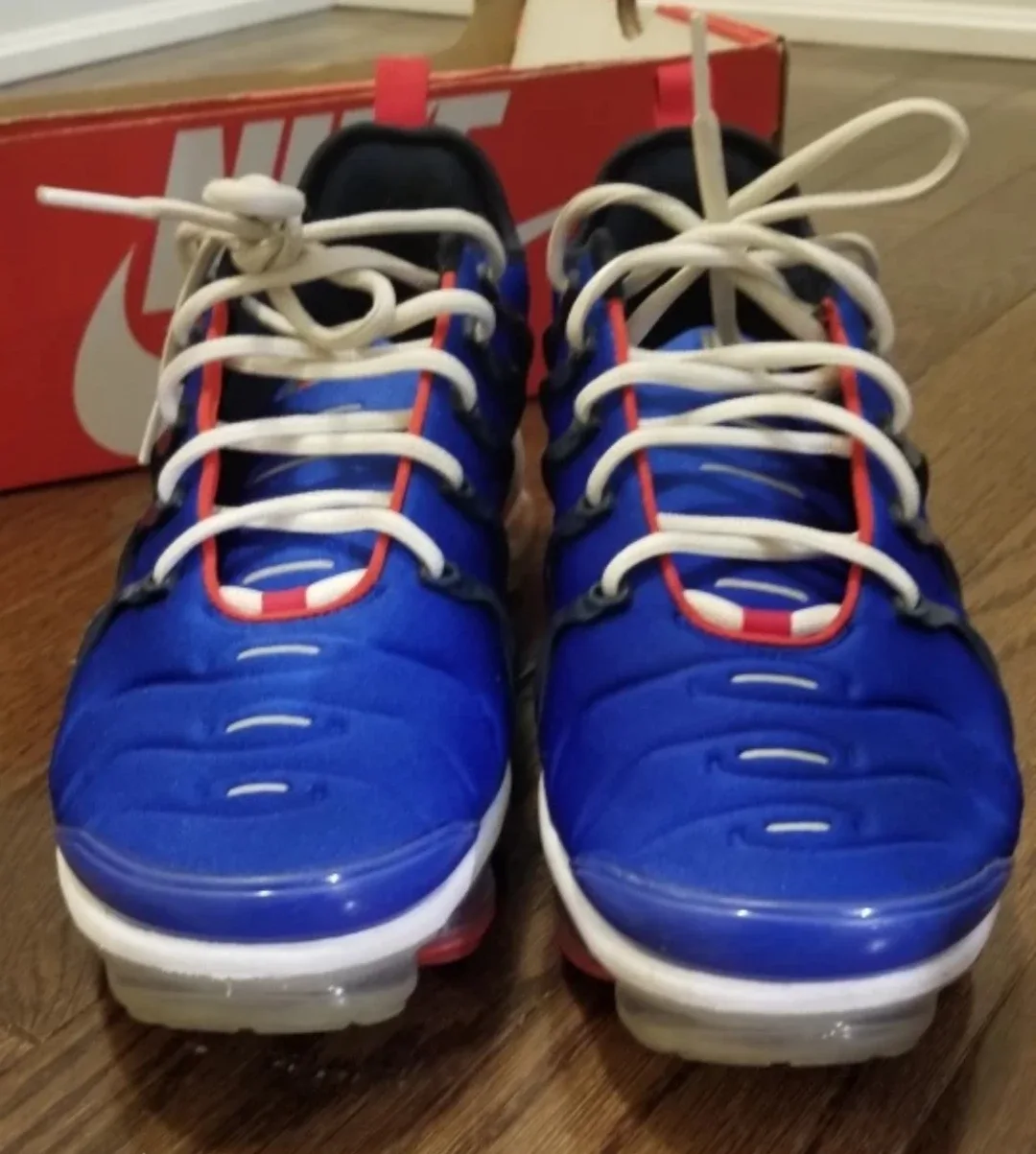 Nike Vapormax Plus image indicator(4)