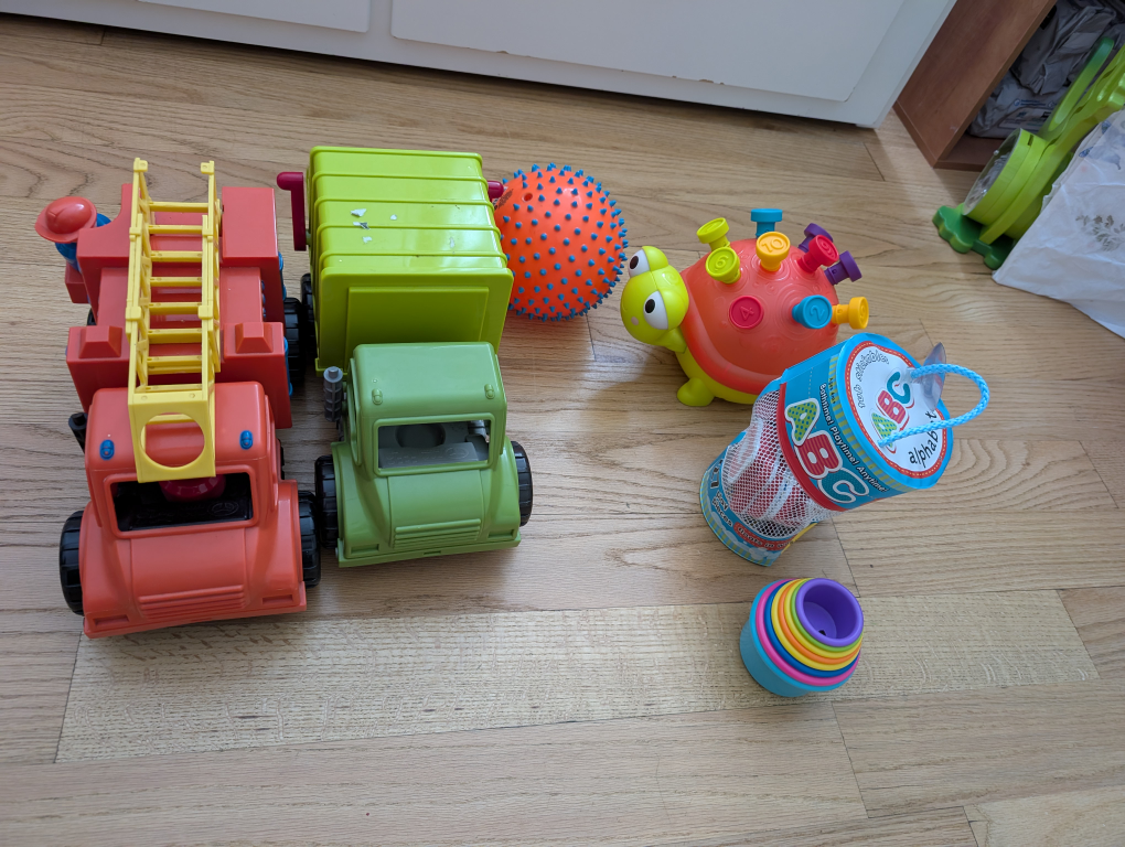 Baby/ toddler Toys Bundle - photo 2