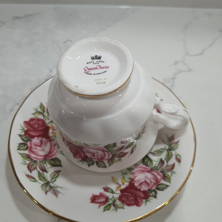Queen Anne Fine Bone China Teacup and Saucer - photo 4