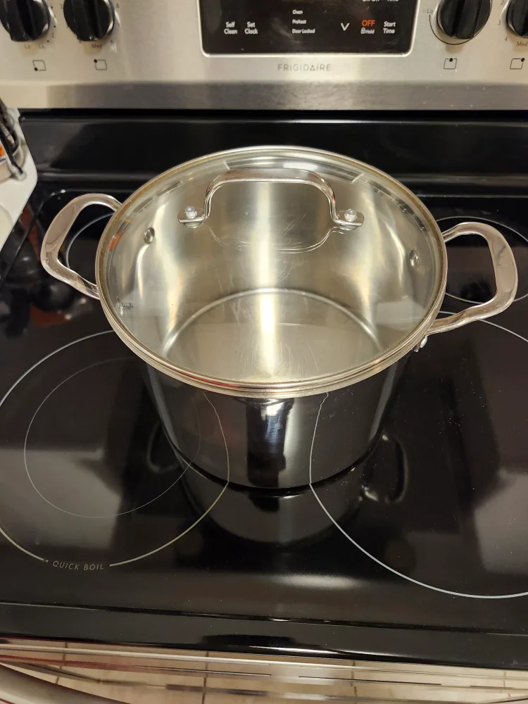 Stainless Steel Stock Pot 8 QT image indicator(2)