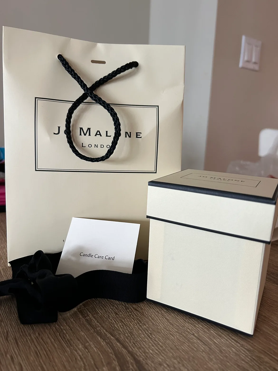 Jo Malone Candle box thumbnail