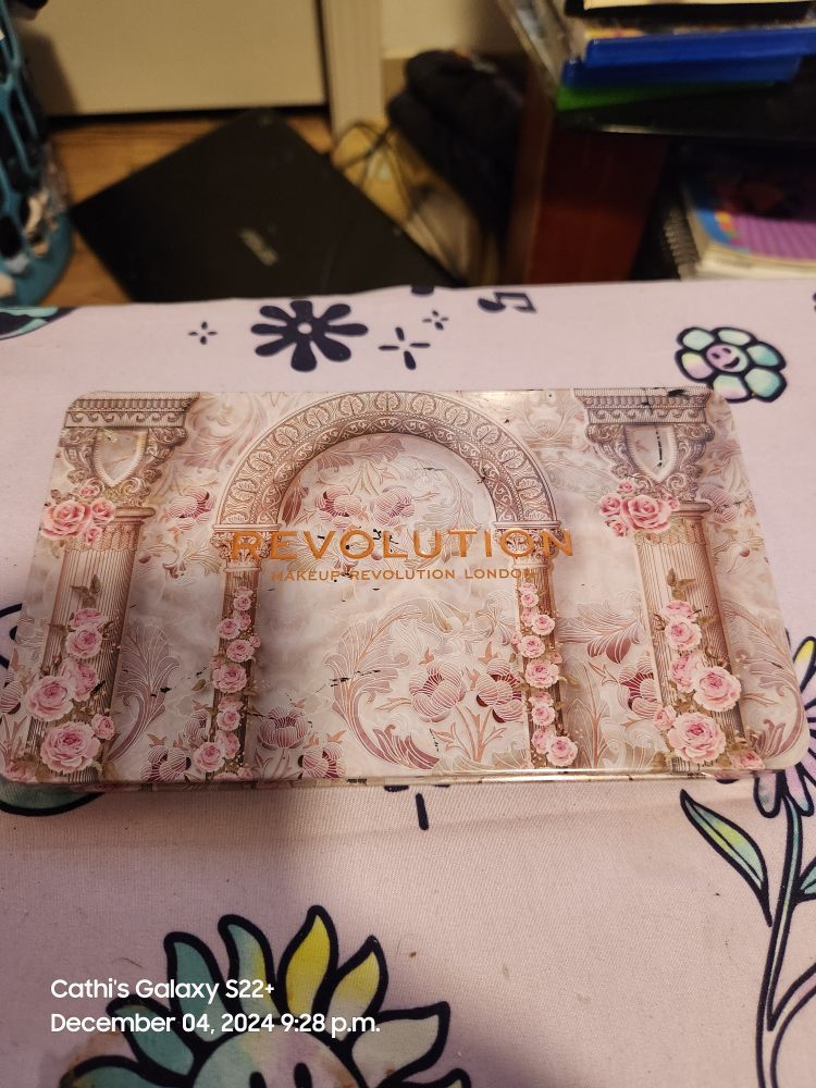 Revolution Forever Flawless Eyeshadow Palette