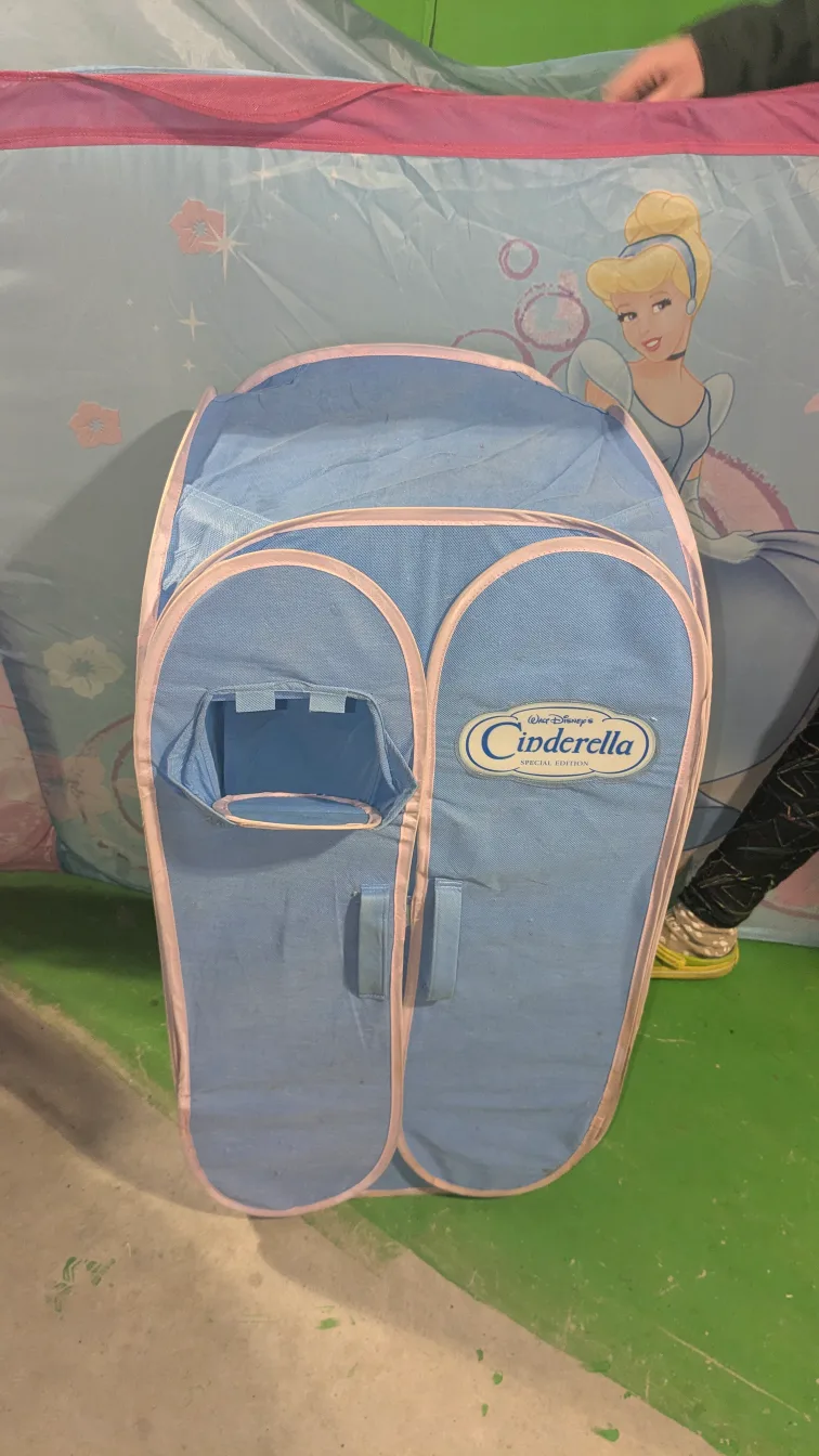GIANT Cinderella Playhut Deluxe Tent Special Ed w/ Furniture OBO image indicator(8)