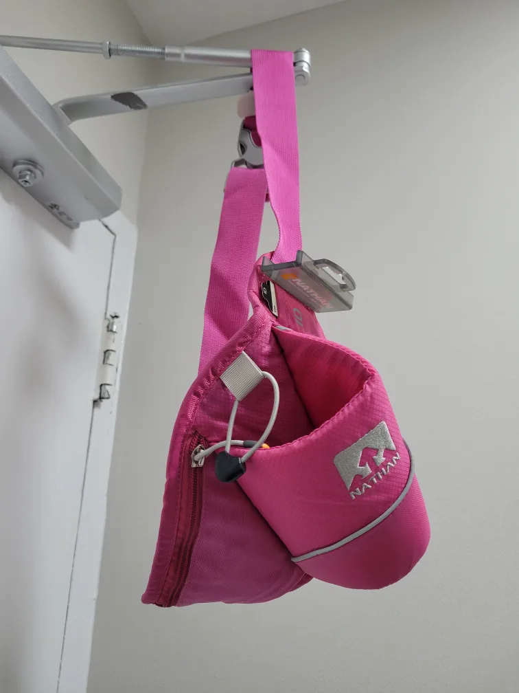 Nathan Running Belt image indicator(2)