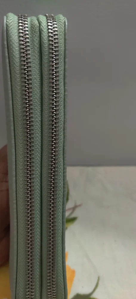 Matt & Nat Wallet image indicator(5)