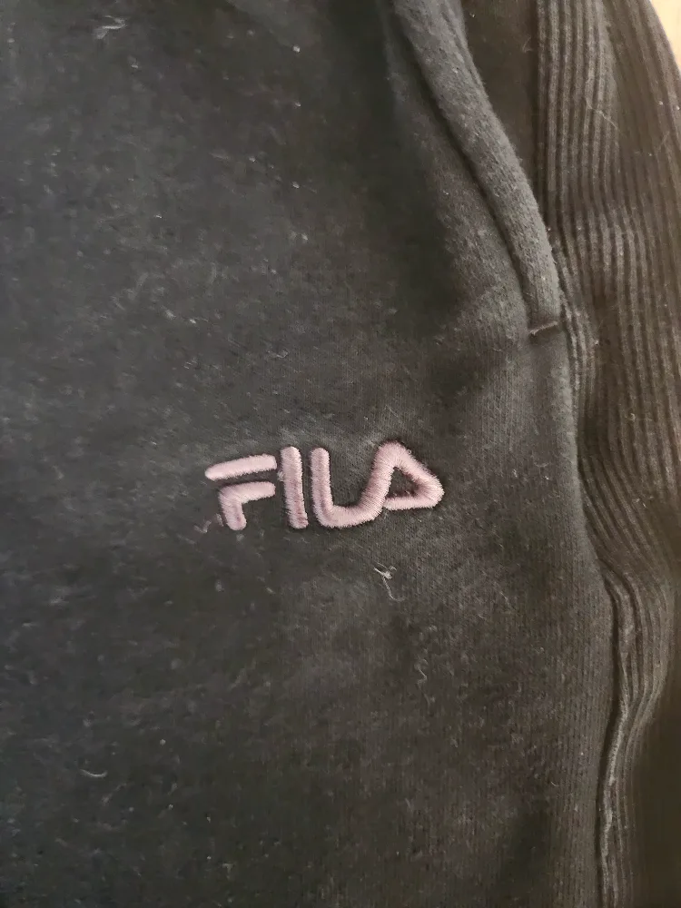 Fila Black Sweatpants image indicator(4)