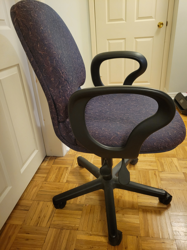 Office chair in good working condition - photo 2