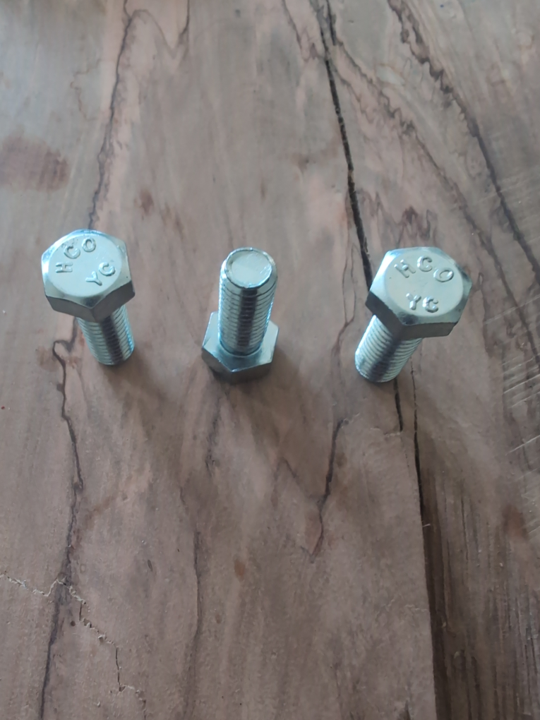 #freecycle 3 Hex Bolts