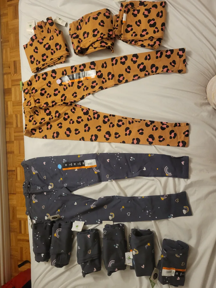 3 for $10 Brand new Girl Leggings Size S/P & M/M image indicator(2)