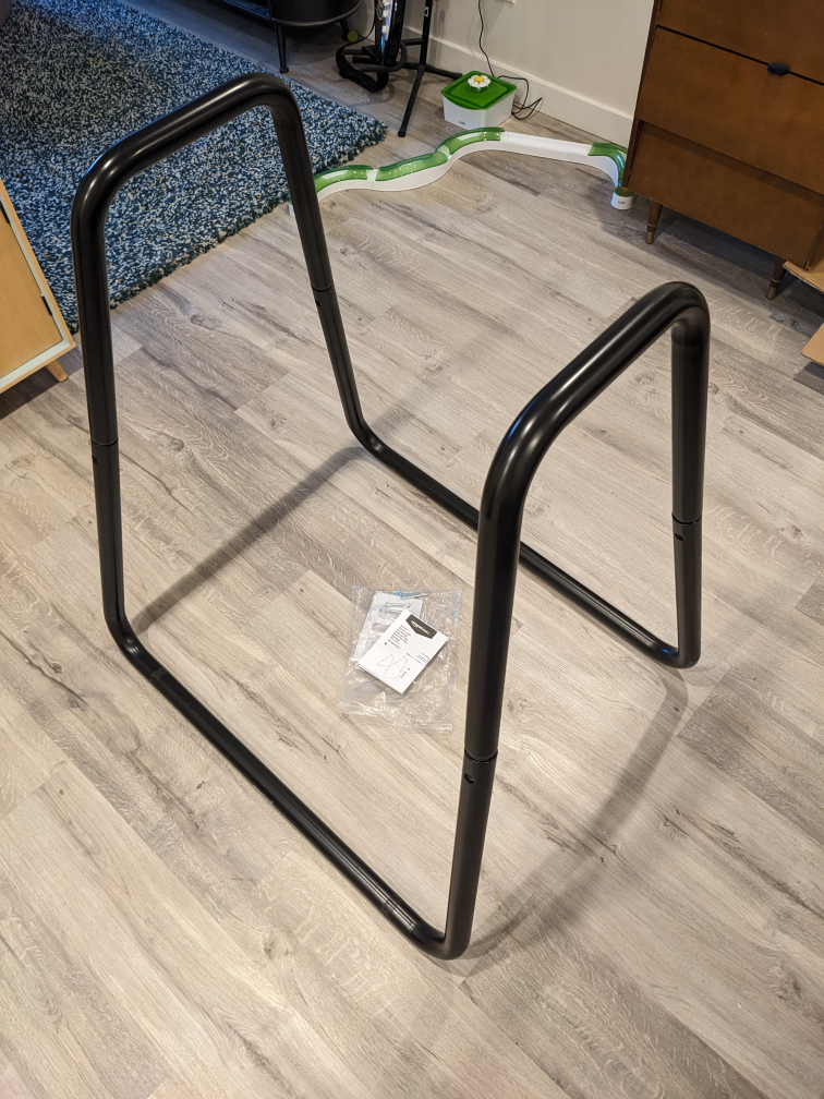 Amazon Basics Dip Bar