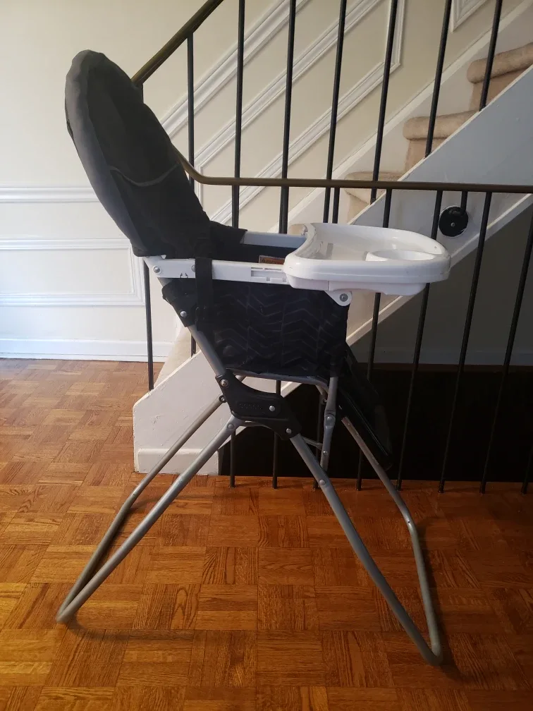 Cosco High Chair image indicator(3)