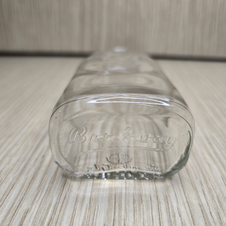 Vintage Medicine Pharmacy Bottle Brockway Sani-Glass 3iii, 1950s - photo 3