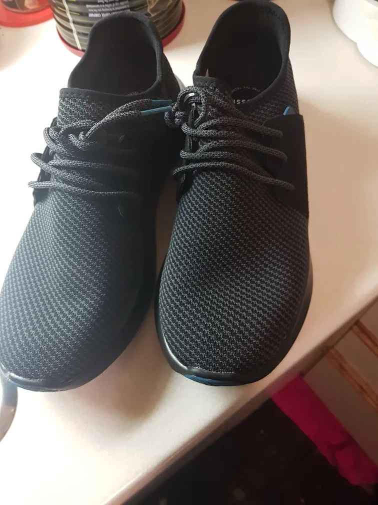 Vessi shoes size 11 image indicator(2)