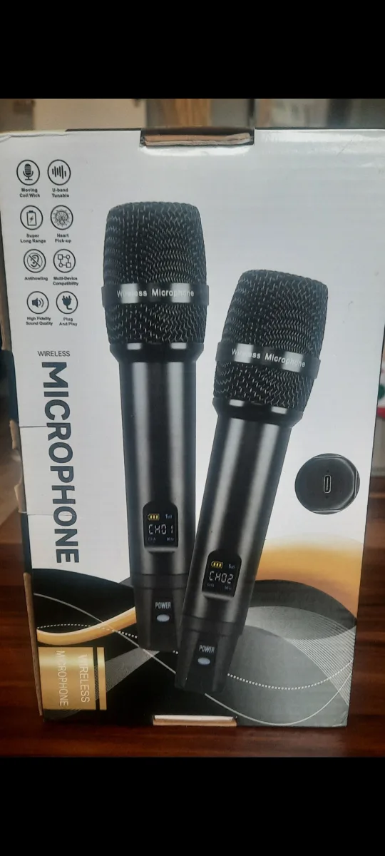 Wireless Microphone Set - Dual Microphone System thumbnail
