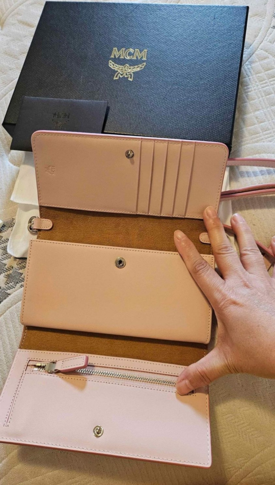 MCM Pink Clutch - photo 2