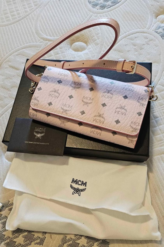 MCM Pink Clutch - photo 3