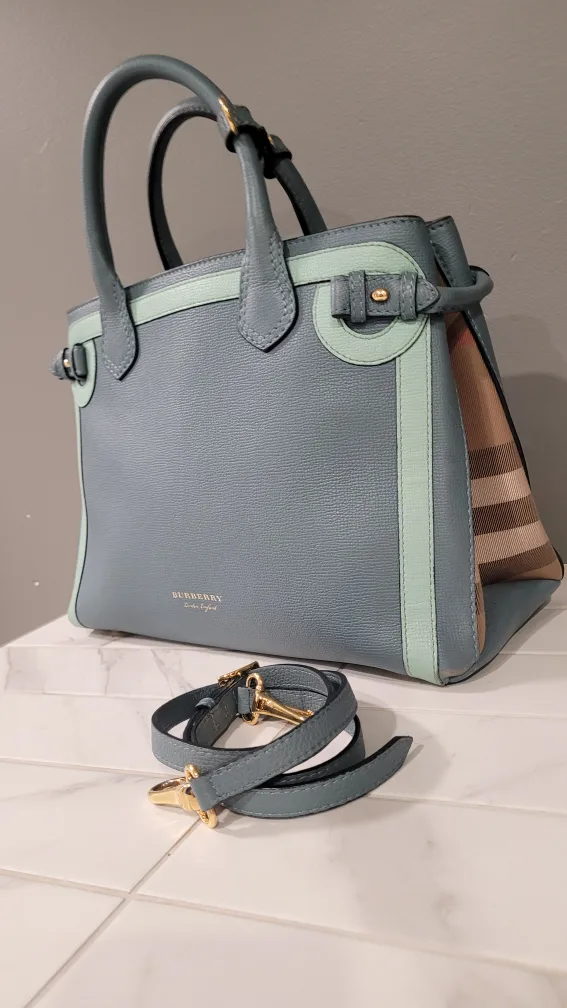 Burberry Blue Leather Handbag image indicator(2)