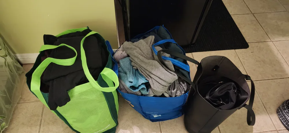 tote bags of lightly wore clothes size L & XL thumbnail