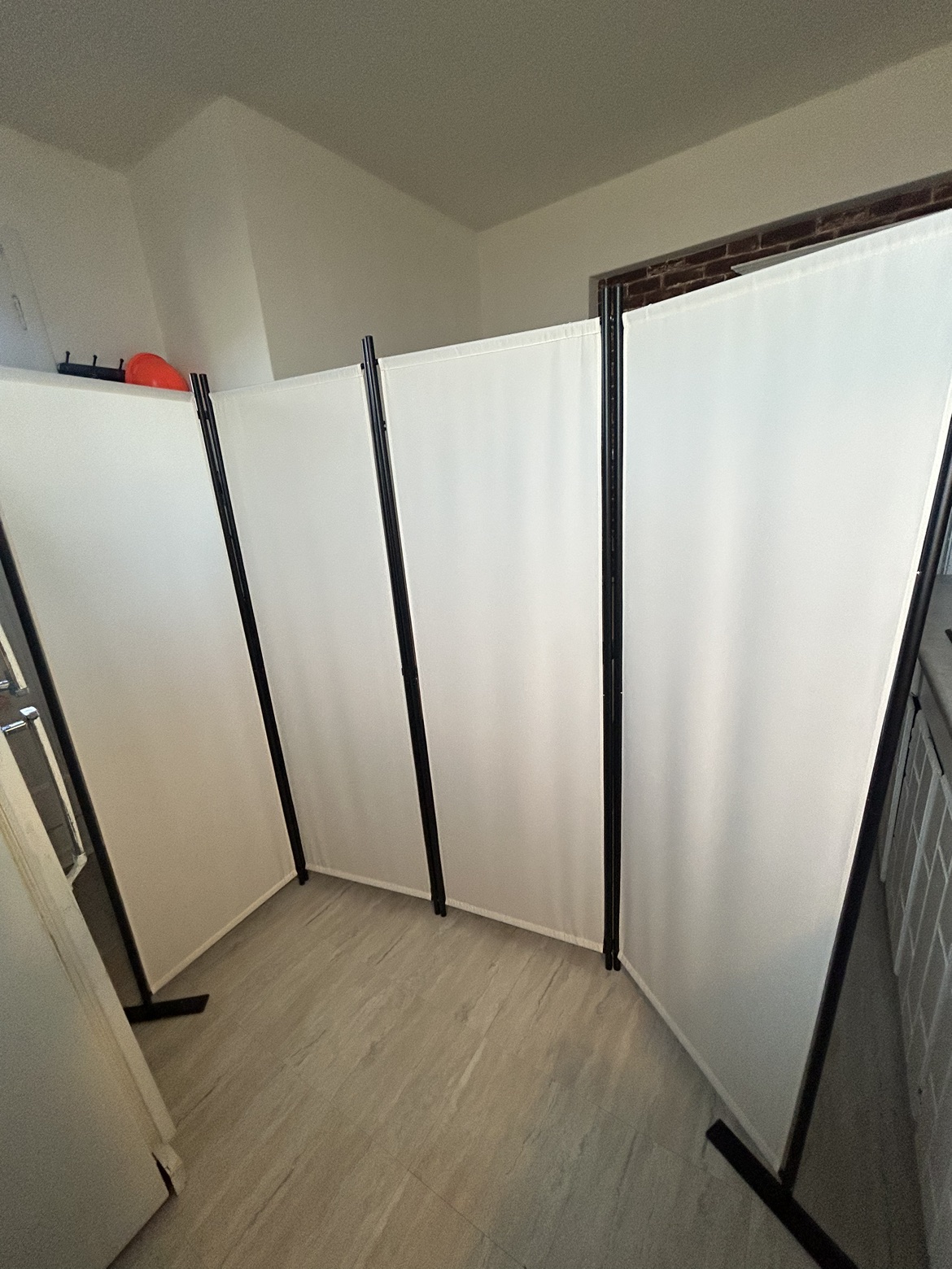 Room divider
