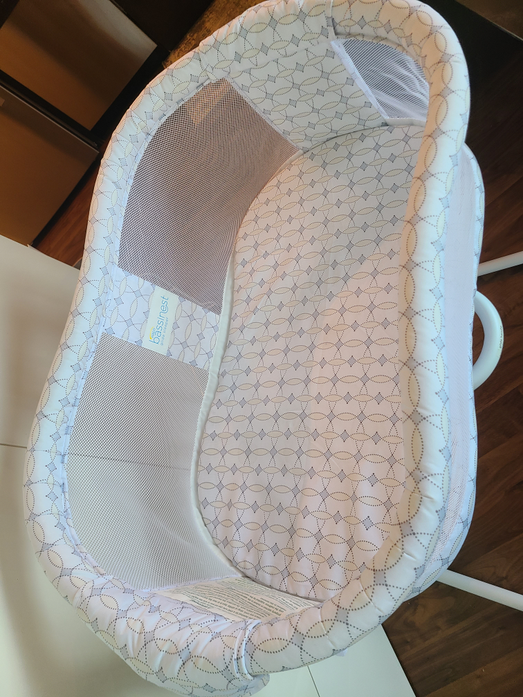 Halo BassiNest Glide - like new - photo 3