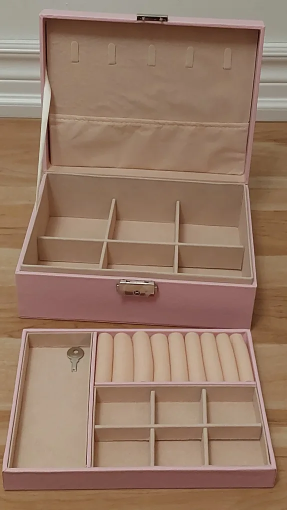 BNIB Double layer Pink Jewelry Box image indicator(2)