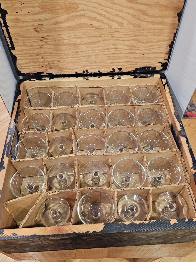Vintage Cocktail Glasses set 24 w Storage Box - photo 3