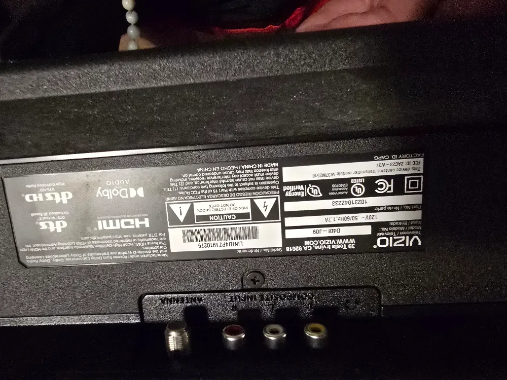 Vizio D40F-J09 40 inch TV image indicator(3)