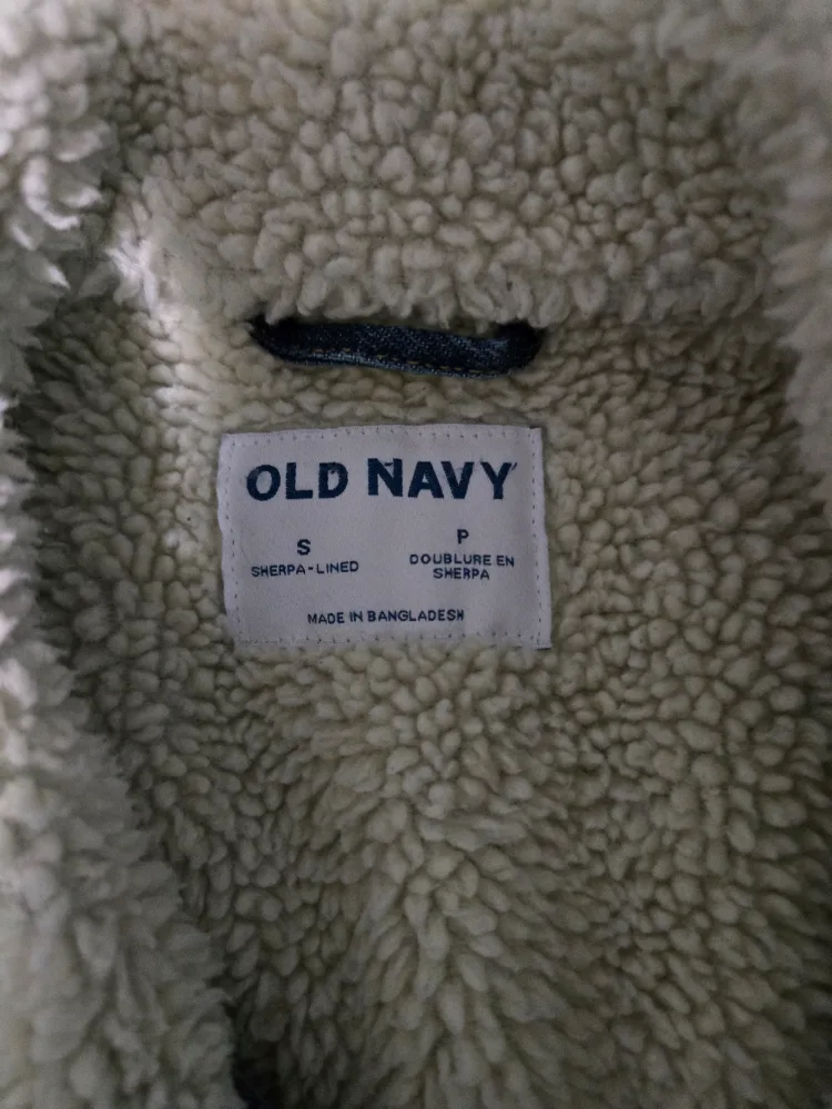 Old Navy sherpa jean jacket Men's Small image indicator(2)